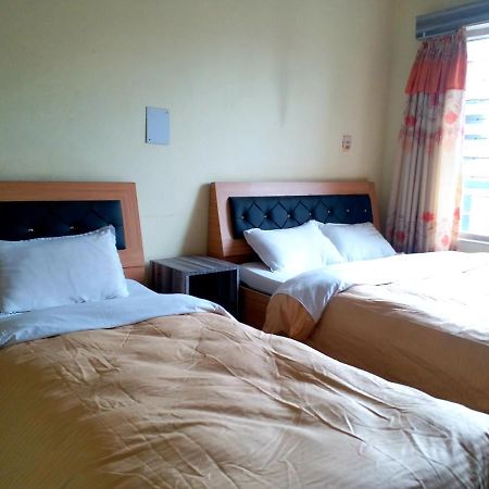 Hotel Marigold Pokhara Zewnętrze zdjęcie