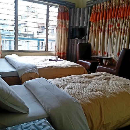 Hotel Marigold Pokhara Zewnętrze zdjęcie