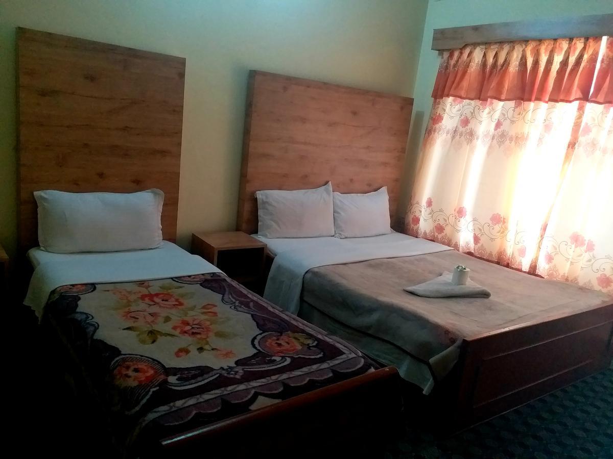 Hotel Marigold Pokhara Zewnętrze zdjęcie
