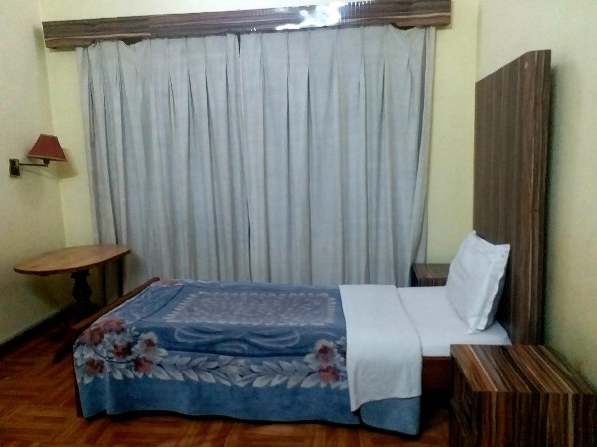 Hotel Marigold Pokhara Zewnętrze zdjęcie