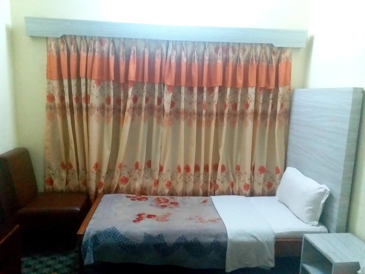 Hotel Marigold Pokhara Zewnętrze zdjęcie