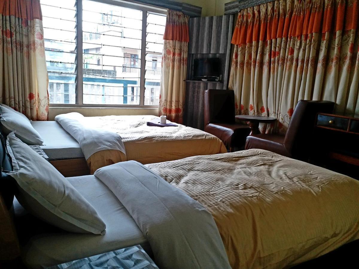 Hotel Marigold Pokhara Zewnętrze zdjęcie